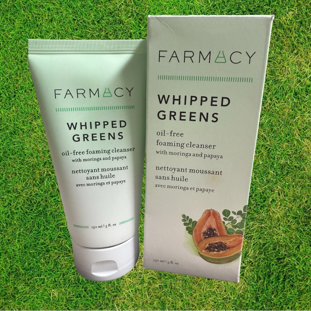 Farmacy Whipped Greens Cleanser - White and Green